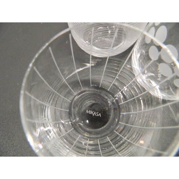 Mikasa Cheers Stemless Wine Glass 17 OZ Set of 3 Clear Etched Brand Dots Lines - Picture 3 of 9